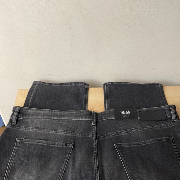 Hugo Boss Maine Charcoal Zip Fly Stretch Jeans - 40W x 32L - Picture 2 of 12